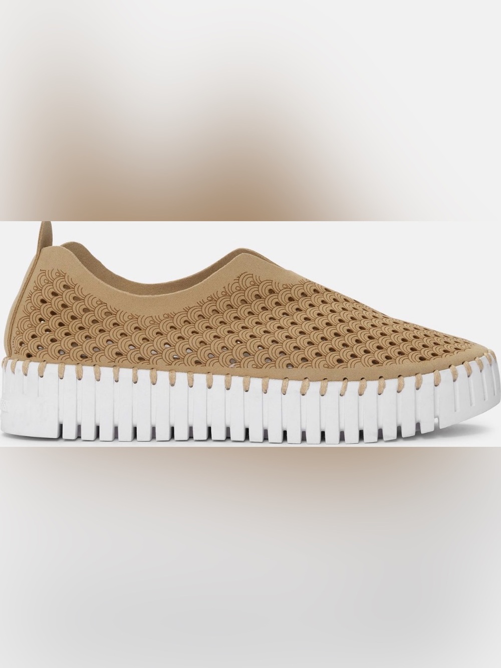 Ilse Jacobsen Tulip Laser-Cut Slip on shoes